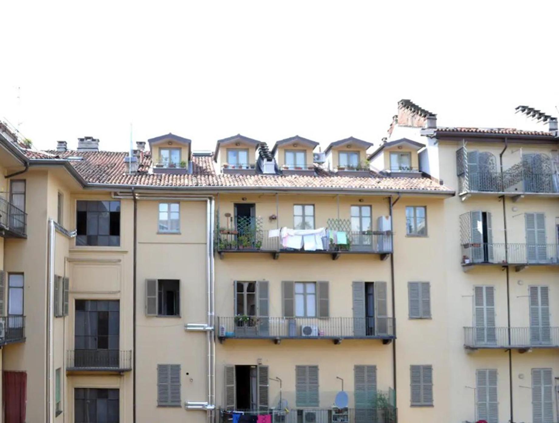 Rosso Magenta - Luminoso Loft In Centro E A Due Passi Dalla Stazione Apartment Turin